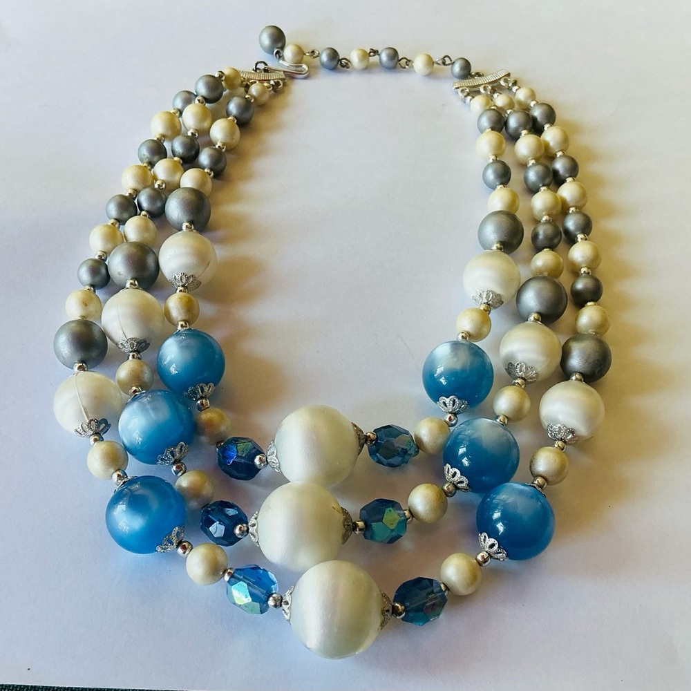 Vintage Japan Elegant Blue and Grey Beaded Necklace